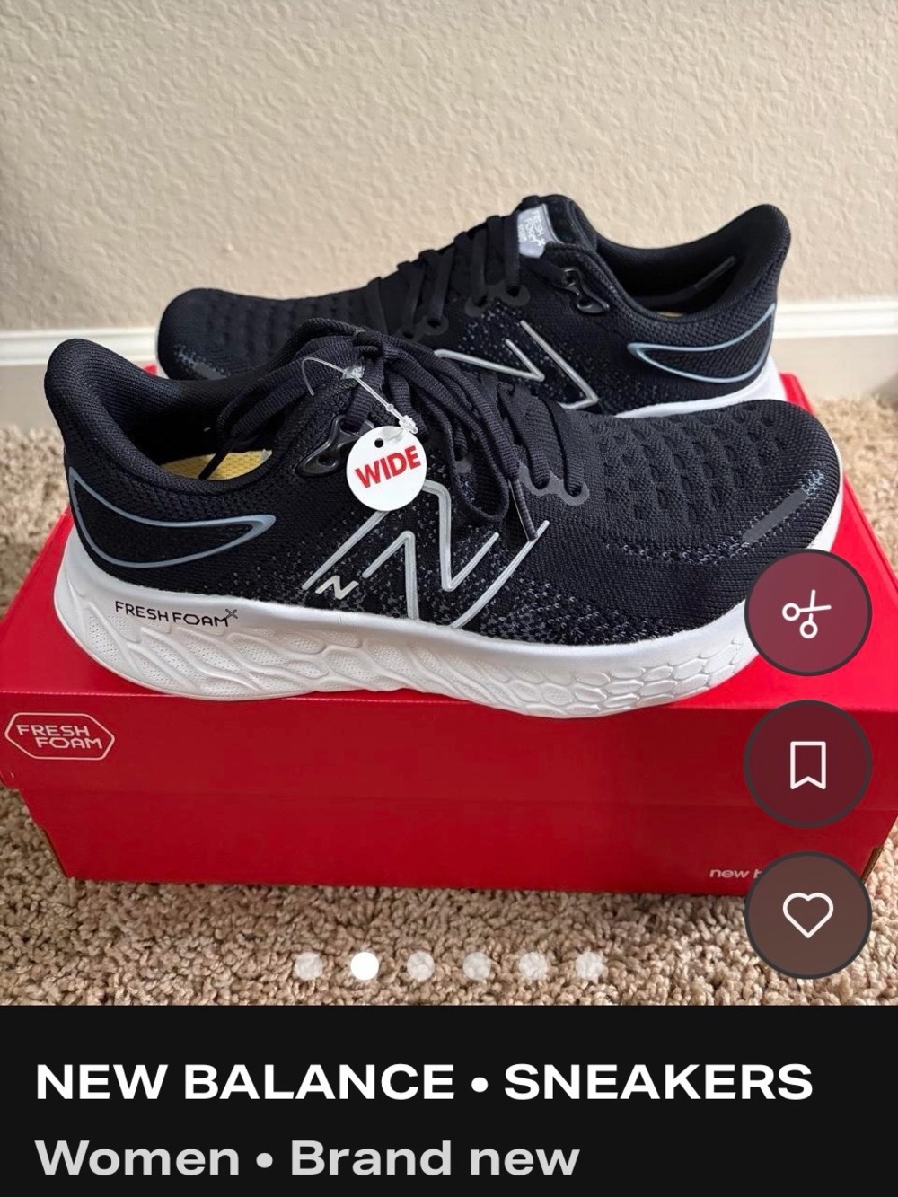 New Balance Black & White Women’s 1080 V12 Fresh Foam Athletic Running Shoes - Picture 2 of 6
